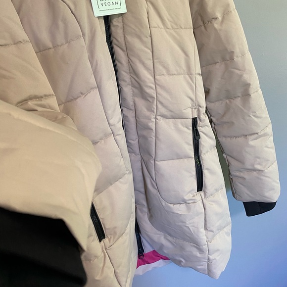 Noize Outerwear Faye Heavyweight Parka with Hood - Picture 11 of 15